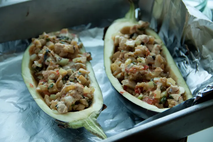 Баклажаны фаршированые с греческими нотками: шаг 12