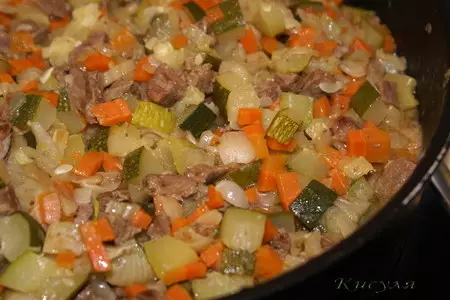 Пряное рагу из кабачка с говядиной: шаг 3
