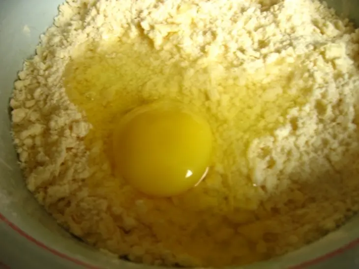 Заливной ягодный пирог: шаг 2