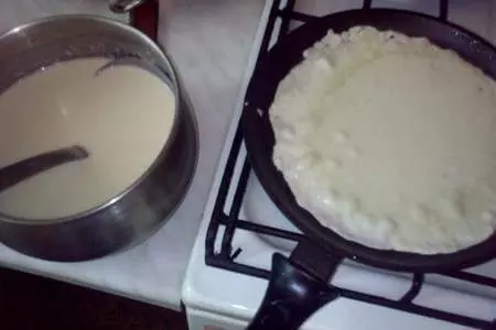 Блинчики на козьем молоке: шаг 1