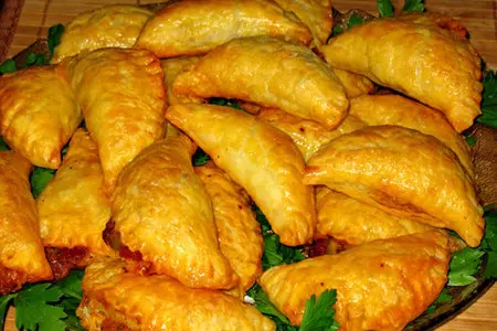 Сырно-оливковые эмпанадильяс (empanadillas): шаг 4