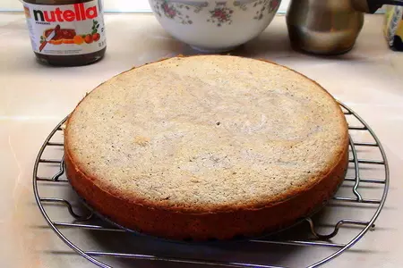 Миндальный торт со смородиной.: шаг 10
