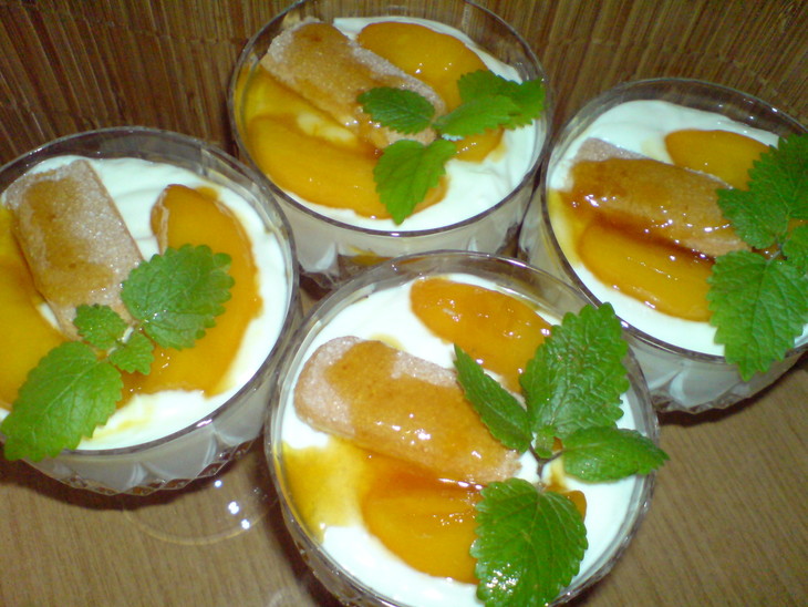 Десерт из маскарпоне и фламбированных нектаринов: шаг 9