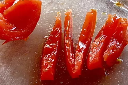 Салат с черешковым сельдереем и креветками: шаг 4