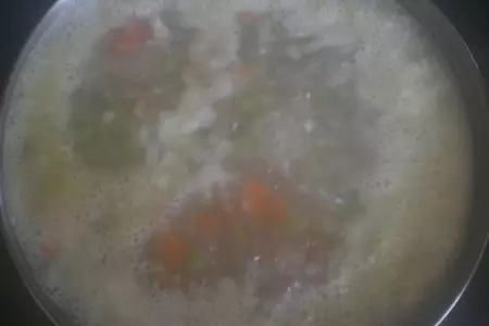 Чайный лосось с горчичным соусом на подушке из перловки с овощами.: шаг 11