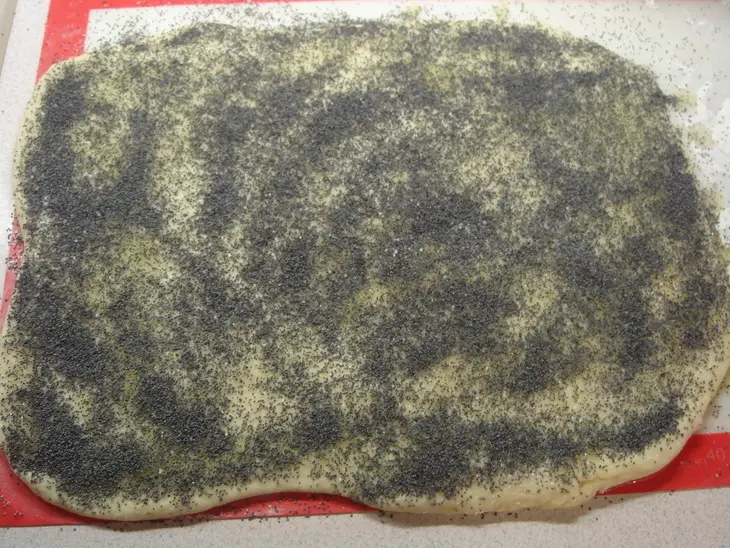Плюшки с маком.: шаг 3