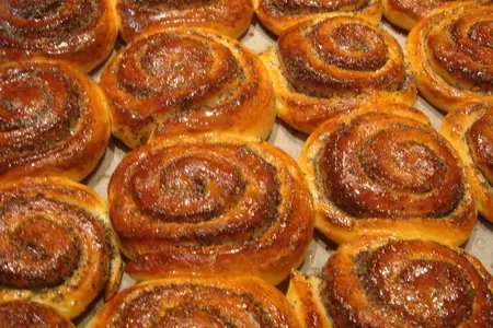 Плюшки с маком.: шаг 7