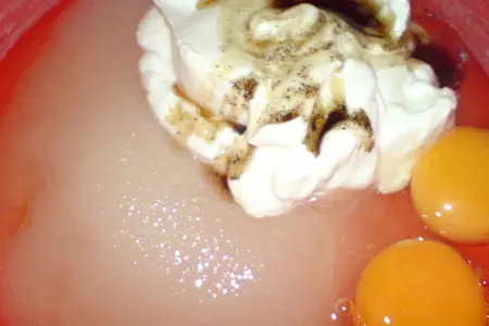 Кексы с красной смородиной и грецкими орехами: шаг 2