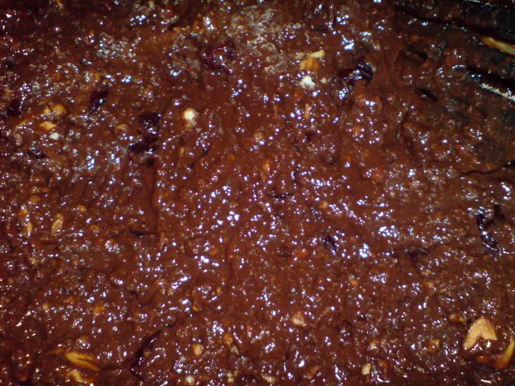 Пирог с горьким шоколадом и грецкими орехами: шаг 3