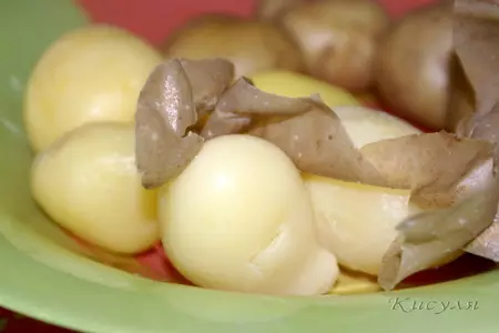 Кабачково-картофельный салат: шаг 2
