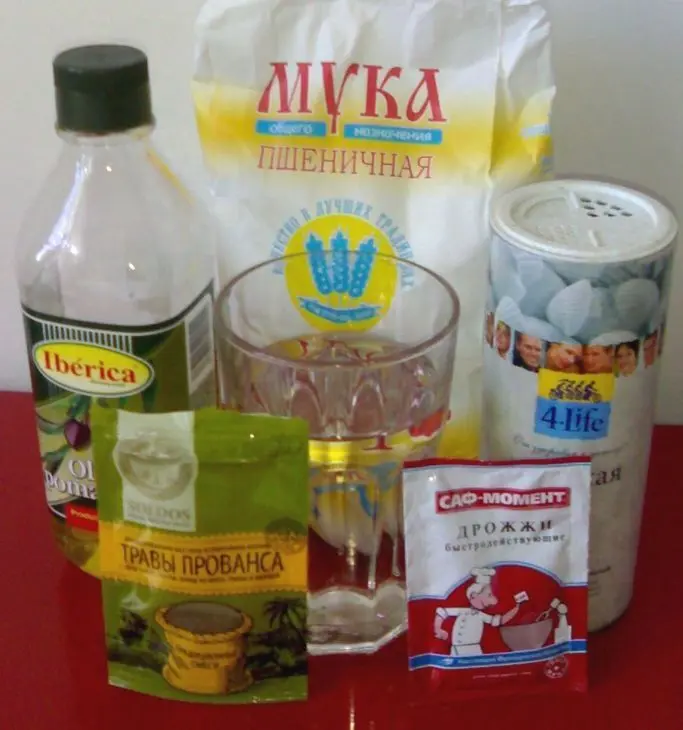 Пикантный пирог с курицей и брокколи: шаг 1