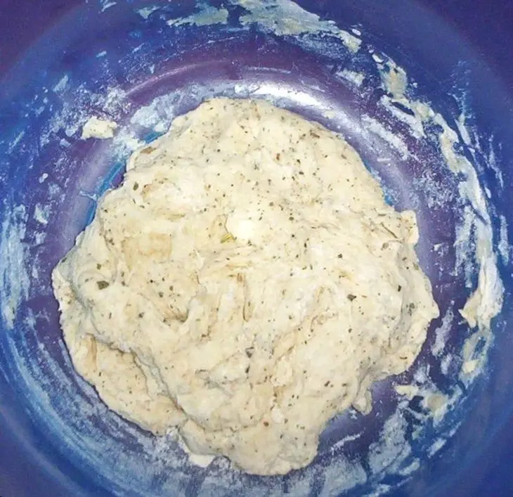 Пикантный пирог с курицей и брокколи: шаг 2