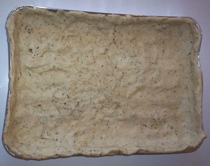 Пикантный пирог с курицей и брокколи: шаг 9