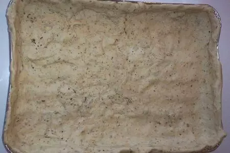 Пикантный пирог с курицей и брокколи: шаг 9