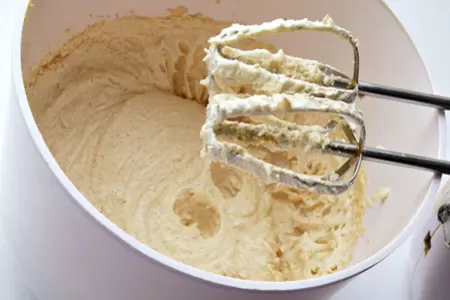 Быстрое печенье с черносливом и грецкими орехами: шаг 1