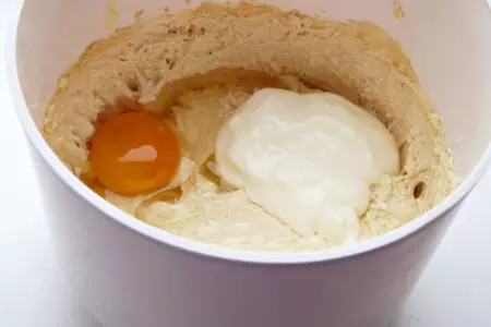 Быстрое печенье с черносливом и грецкими орехами: шаг 2