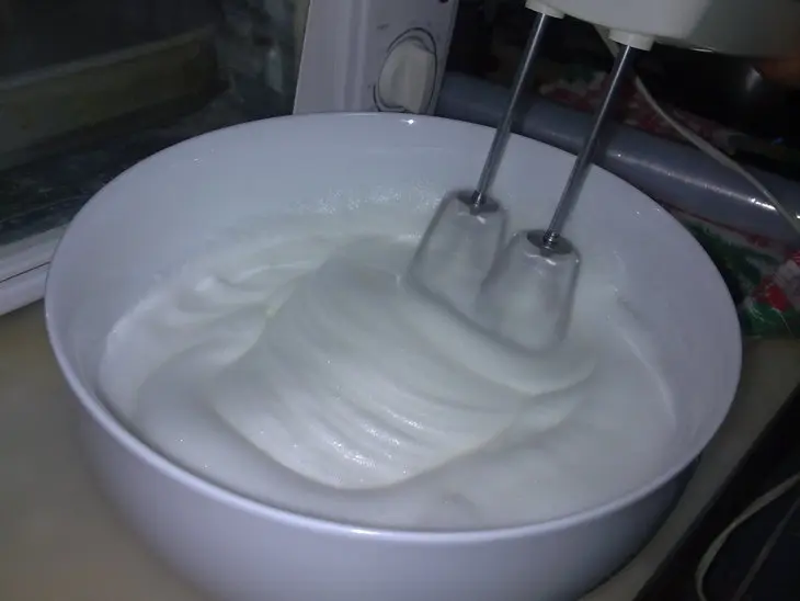 Шоколадный мусс: шаг 3