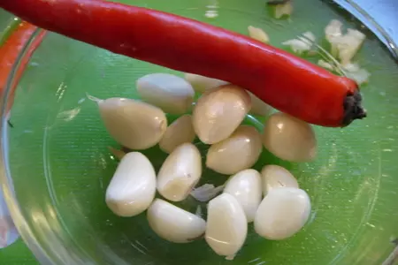 Кабачки маринованные сырые консервация: шаг 2