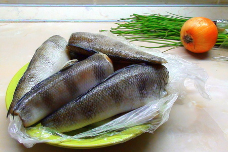 Рыба по-неаполитански или "нарядная" запеканка из судака с креветками. дуэль!: шаг 1