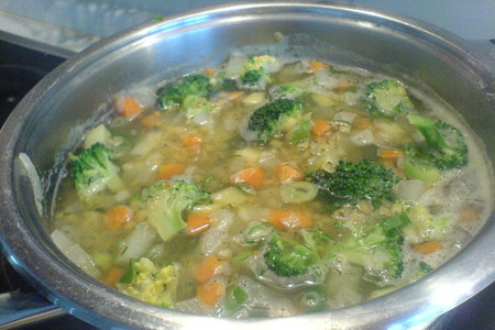 Густой овощной  суп с красной чечевицей: шаг 4