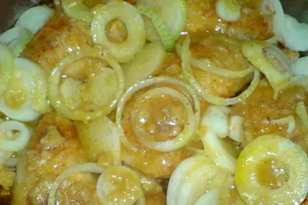 Куриные окорочка с паприкой и луком: шаг 8