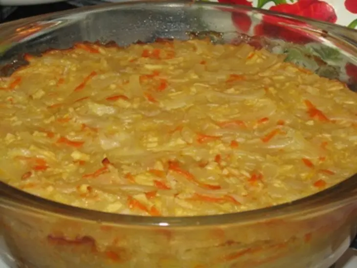 Сладкая запеканка из лапши с морковью и яблоками: шаг 4