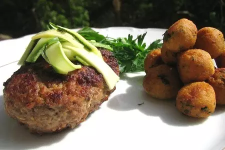 Вкусные котлеты+крокеты (дуэль!): шаг 3