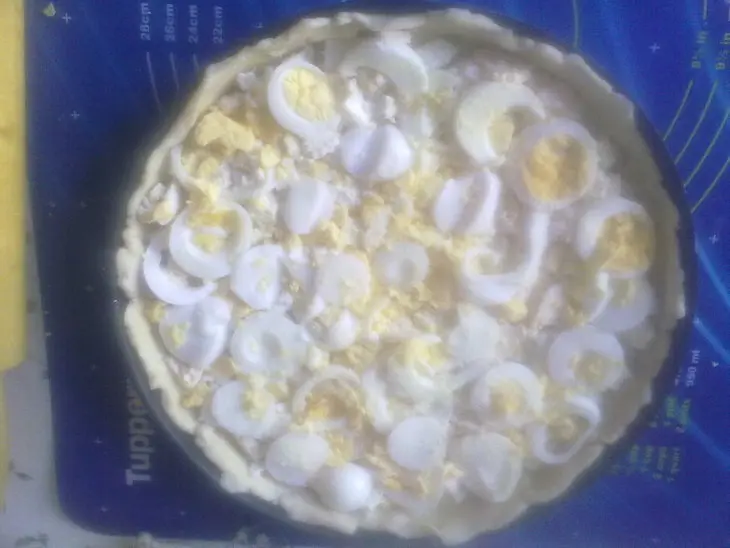 Пирог гведзели с сыром и яйцом: шаг 3