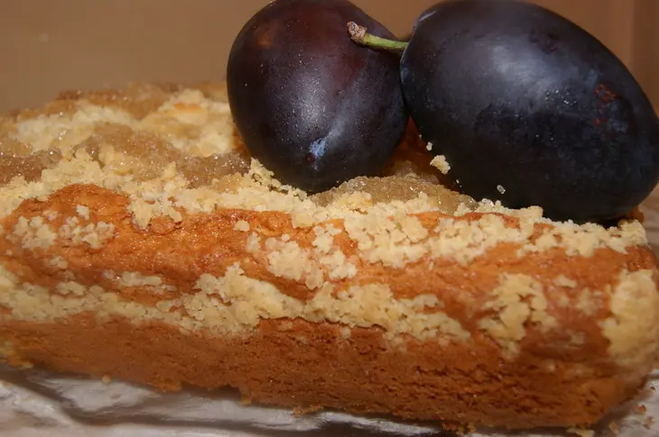 Сливовый пирог с сахарной корочкой: шаг 4
