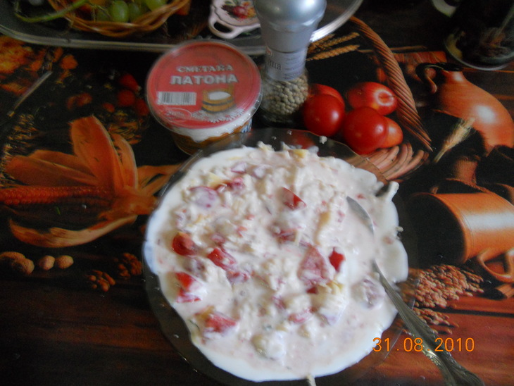 Филе кролика, запеченное в сметанно-сырном соусе с помидорами и грецким орехом: шаг 2
