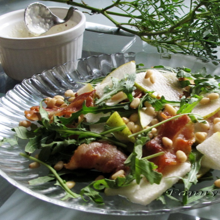 Салат с грушами и хрустящим беконом: шаг 1