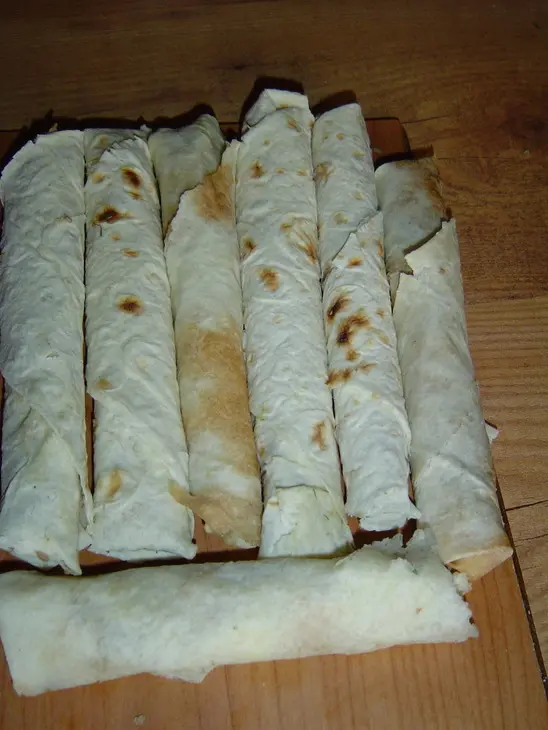 Горячая закуска из лаваша: шаг 8