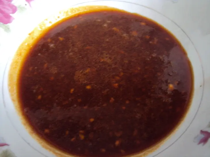 Пирожное с брауни и муссом из молочного шоколада и карамели /дуэль: шаг 4