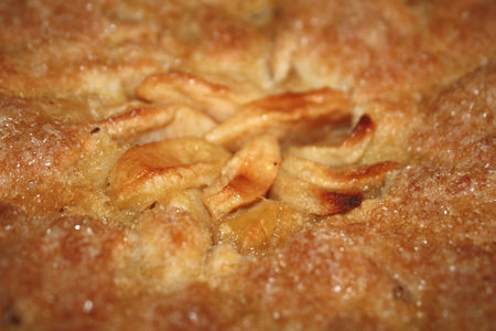 Сахарный яблочный пирог: шаг 15