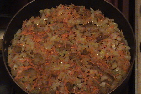 Филе окуня под луково-морковной шубкой: шаг 1