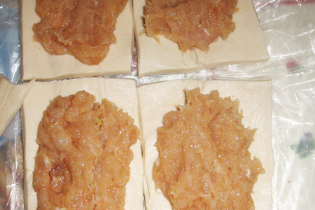Бурекасы или слоённые пирожки с картошкой. вариант 2: слоённые пирожки с мясом: шаг 4