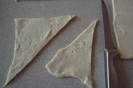 Круассаны с начинкой: шаг 2