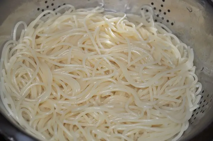 Spaghettini n.3 под беконом: шаг 6