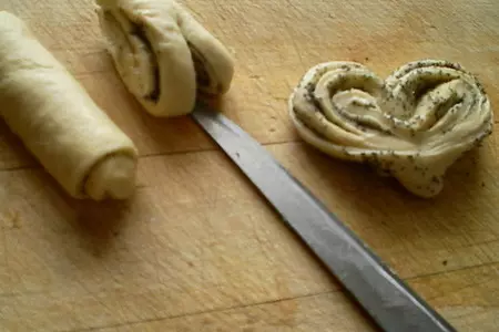 Плюшки с маком.: шаг 8