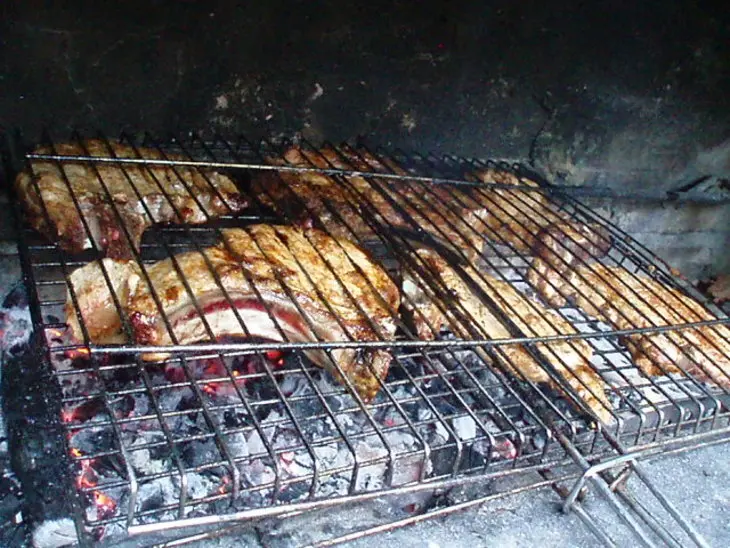 Мясо на решетке с печеными баклажанами: шаг 2