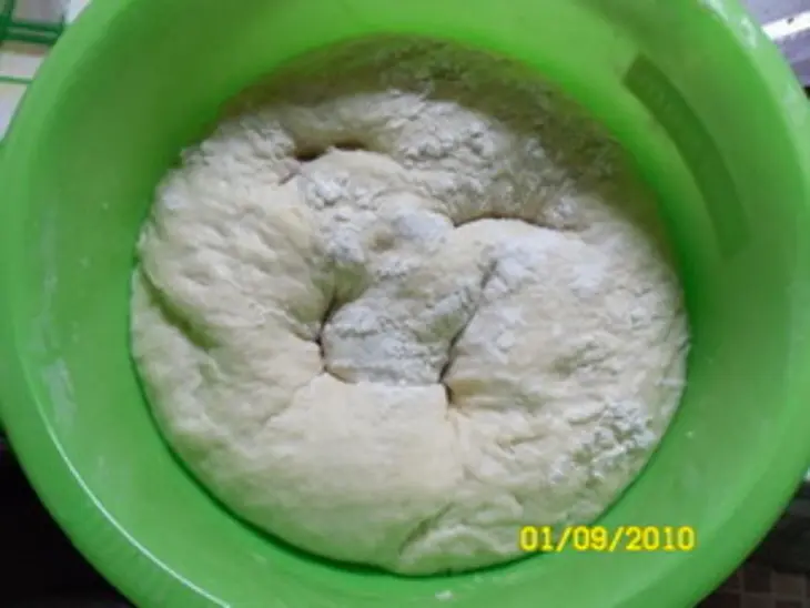 Пышное, мягкое тесто для пирогов и прочих вкусностей: шаг 11