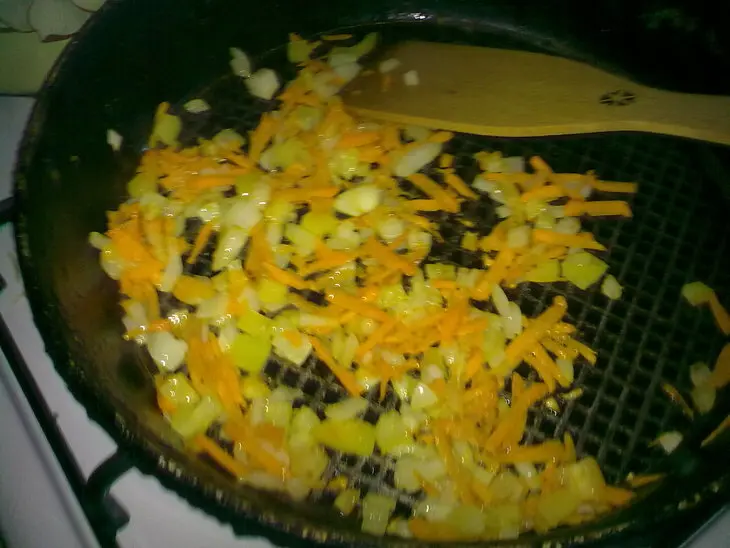 Суп с куриной шеикой и вермишелькой: шаг 3