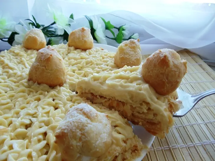 Слоёный торт с заварными шариками "компромисс"!!!: шаг 13