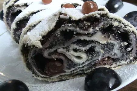 Штрудель с маком и вишней: шаг 5