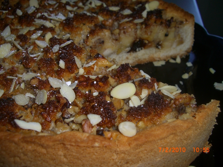 Яблочный пирог с медово-миндальной заливкой: шаг 4