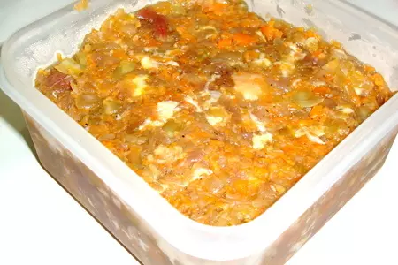 Ракушки с фаршем, кабачками и помидорами: шаг 1