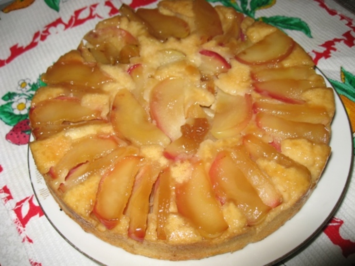 Яблочный пирог-перевертыш с кленовым сиропом: шаг 1