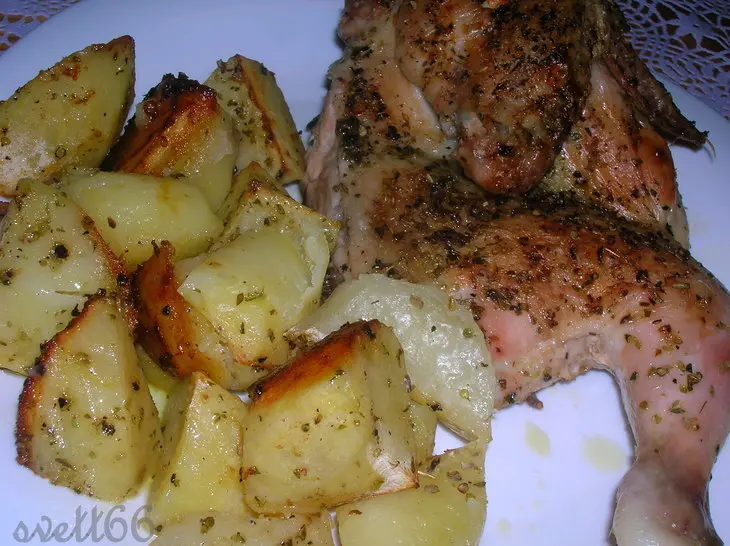 Цыпленок с картофелем запеченный с лимонным соком и орегано в оливковом масле ( критская кухня): шаг 5