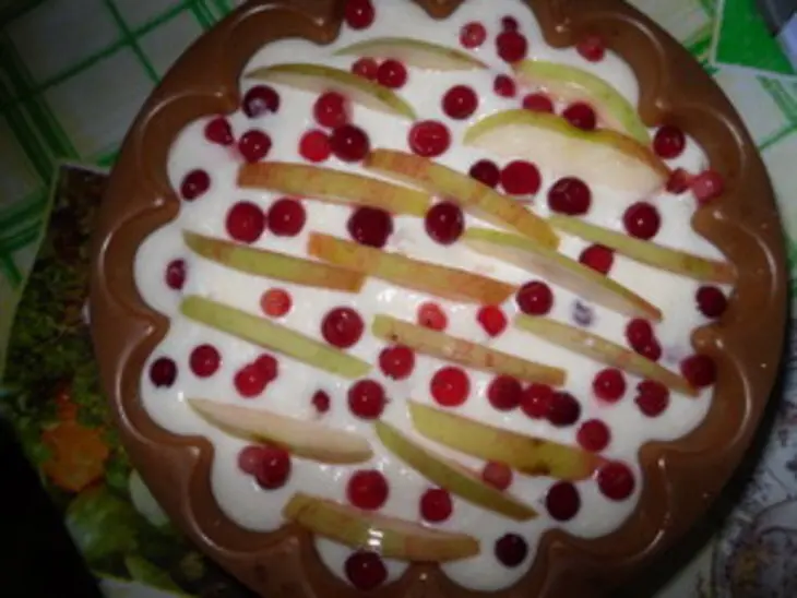 Творожное суфле с яблоками и брусникой: шаг 9