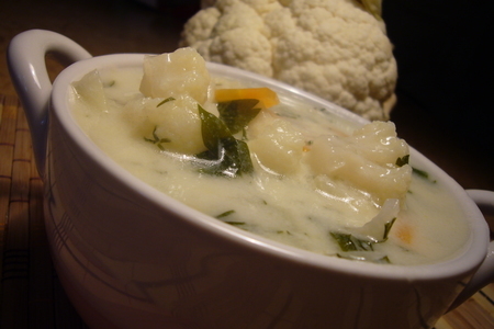 Кремово - молочный суп с цветной капустой.: шаг 1